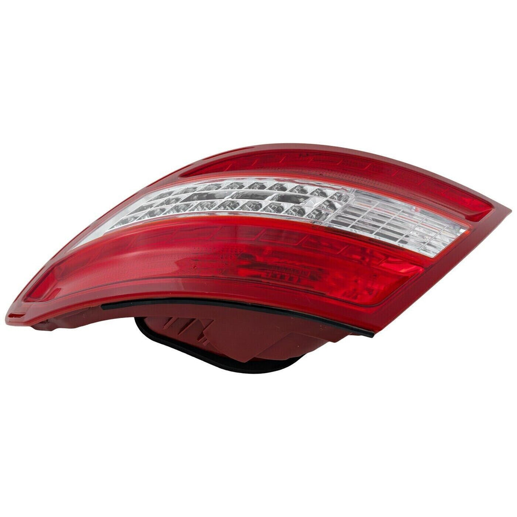 Rear Tail Light Assembly Right Passenger Side For 2008-11 Mercedes Benz C-Class