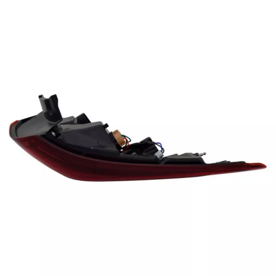 ROGUE SPORT 17 - 19 TAIL LAMP RH, Outer, Assembly, Halogen | NI2805117 - US AUTO PARTS PLUS