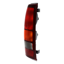 Load image into Gallery viewer, New Tail Light Direct Replacement For SILVERADO 1500/2500 99-02 / SIERRA 1500/2500 99-03 TAIL LAMP LH, Assembly, Fleetside GM2800186 19169017