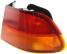 Load image into Gallery viewer, New Tail Light Direct Replacement For CIVIC 96-98 TAIL LAMP RH, Outer, Lens and Housing, Coupe HO2819112 33501S02A01