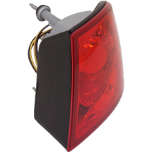 Load image into Gallery viewer, New Tail Light Direct Replacement For LUCERNE 06-11 TAIL LAMP RH, Outer, Assembly GM2819177 25927354