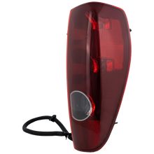 Load image into Gallery viewer, New Tail Light Direct Replacement For COLORADO/CANYON 04-12 TAIL LAMP RH, Assembly GM2801164 20825942,19417443