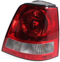 Load image into Gallery viewer, New Tail Light Direct Replacement For SORENTO 03-06 TAIL LAMP RH, Assembly, w/ 3 Bulbs KI2801118 924023E030