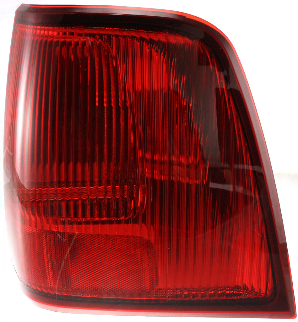 New Tail Light Direct Replacement For NAVIGATOR 03-06 TAIL LAMP RH, Outer, Lens and Housing FO2805102 3L7Z13404AA