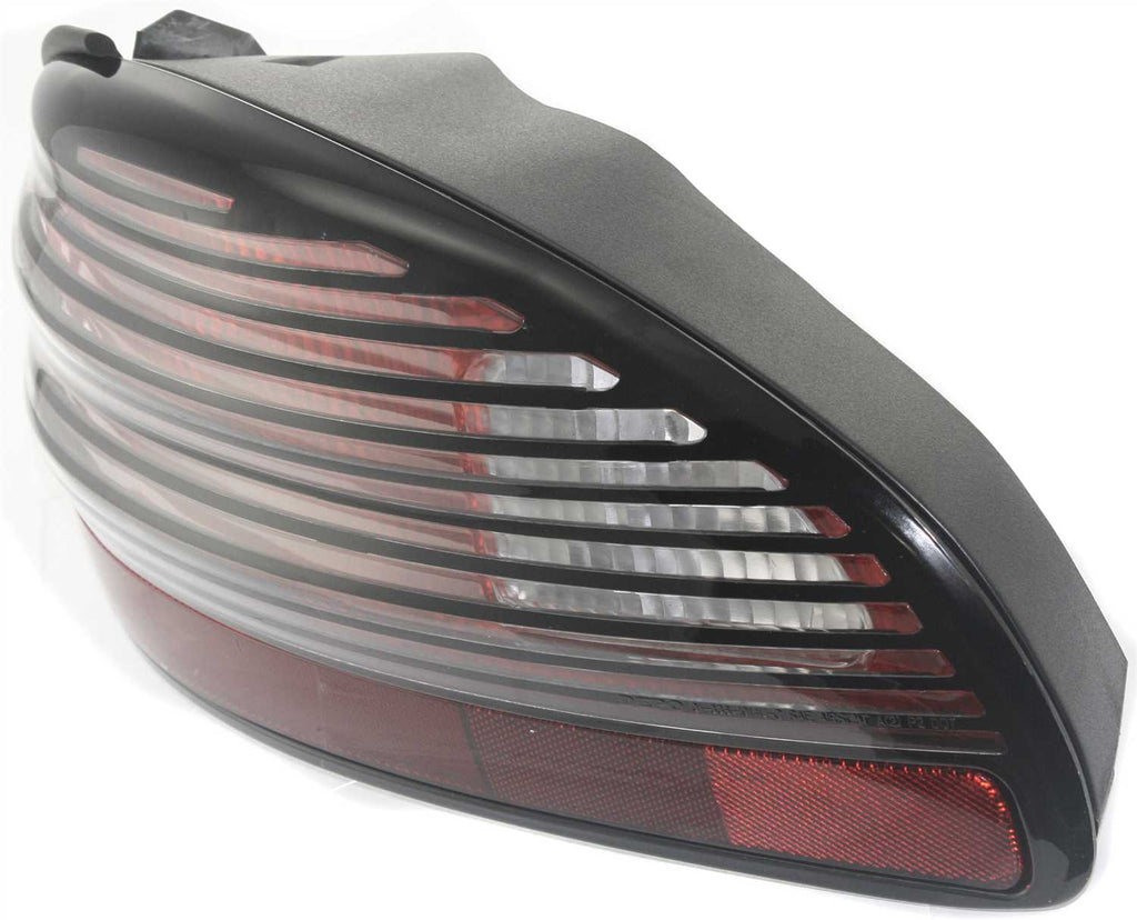 New Tail Light Direct Replacement For GRAND PRIX 97-03 TAIL LAMP LH, Lens and Housing GM2818101 5978571