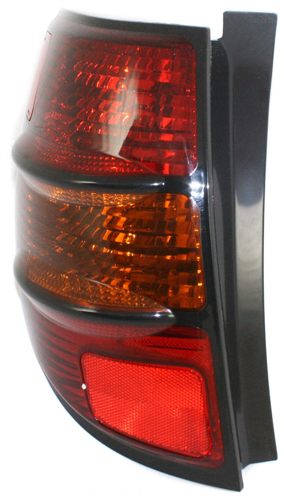 New Tail Light Direct Replacement For VIBE 03-08 TAIL LAMP LH, Lens and Housing GM2818176 88972565