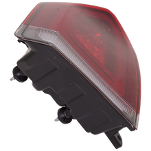 Load image into Gallery viewer, New Tail Light Direct Replacement For CHRYSLER 300 15-22 TAIL LAMP LH, Assembly, Black Interior CH2800212 68400331AA