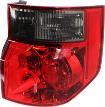 Load image into Gallery viewer, New Tail Light Direct Replacement For ELEMENT 03-08 TAIL LAMP RH, Lens and Housing HO2819125 33551SCVA01