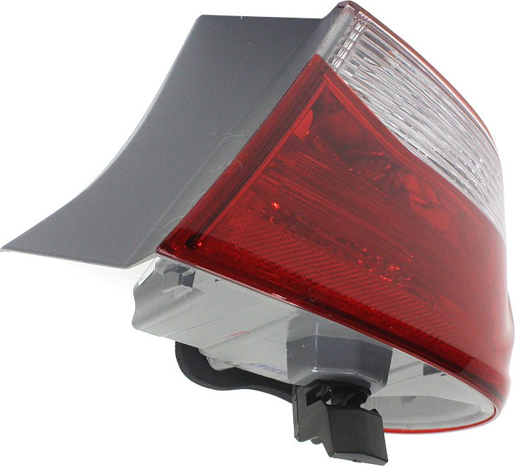 New Tail Light Direct Replacement For CAMRY 15-17 TAIL LAMP RH, Outer, Assembly, Halogen, SE/LE/XLE Models TO2805121 8155006640