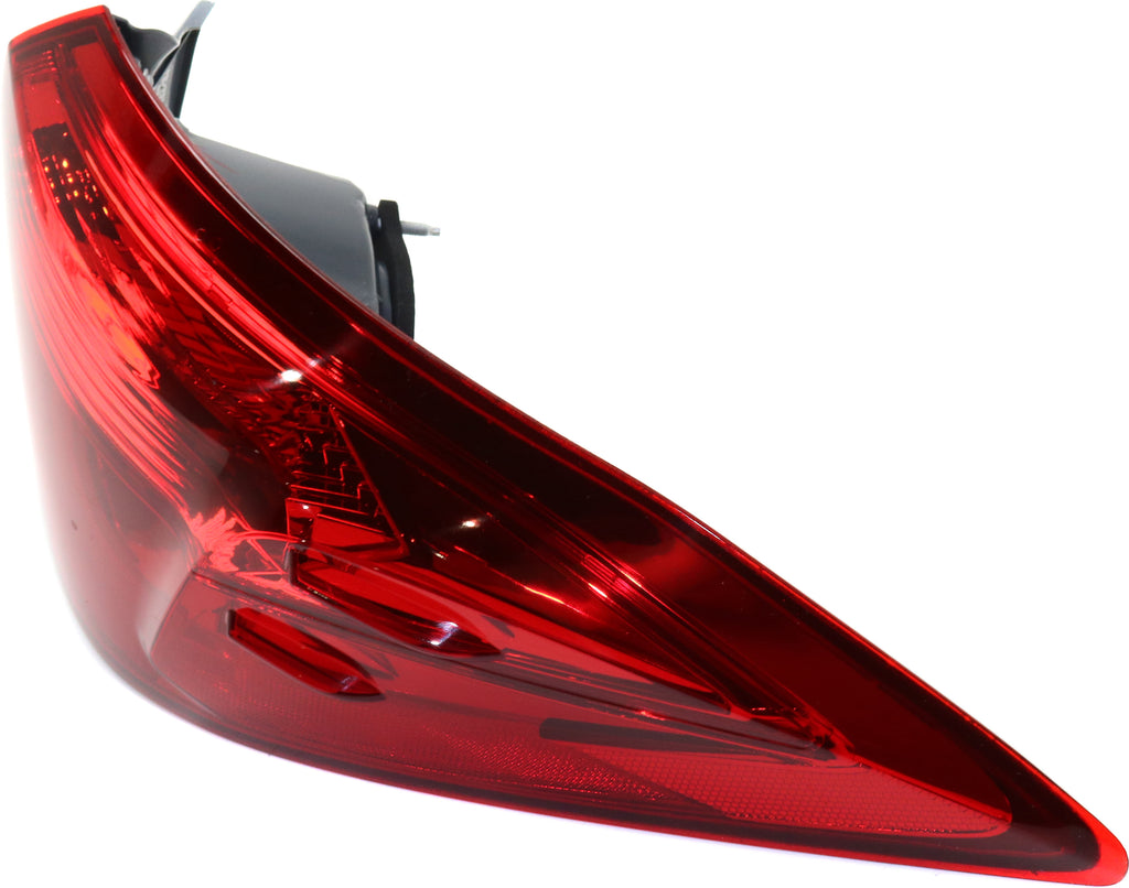 New Tail Light Direct Replacement For COROLLA 17-19 TAIL LAMP RH, Outer, Assembly, 50th Anniv/SE/XLE/XSE Models - CAPA TO2805131C 8155002B10