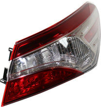 Load image into Gallery viewer, New Tail Light Direct Replacement For CAMRY 18-19 TAIL LAMP RH, Outer, Lens and Housing, SE Model (Exc. Hybrid Model), Japan Built Vehicle TO2805139 8155133710