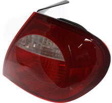 Load image into Gallery viewer, New Tail Light Direct Replacement For NEON 03 - 05 TAIL LAMP RH, Lens and Housing CH2801151 5288526AM - US AUTO PARTS PLUS