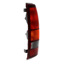 Load image into Gallery viewer, New Tail Light Direct Replacement For SILVERADO 1500/2500 99 - 02 / SIERRA 1500/2500 99 - 03 TAIL LAMP RH, Assembly, Fleetside GM2801186 19169018 - US AUTO PARTS PLUS