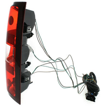 Load image into Gallery viewer, Tail Light LH Side For 2007-13 Chevy Silverado / GMC Sierra 1500 / 07-14 Sierra